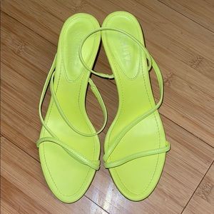 🆕Schutz neon yellow heels